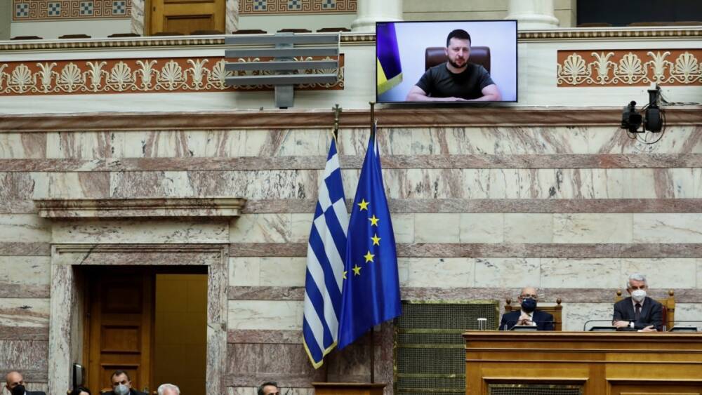Оппозиция Греции осудила включение бойцов "Азова" в речь Зеленского