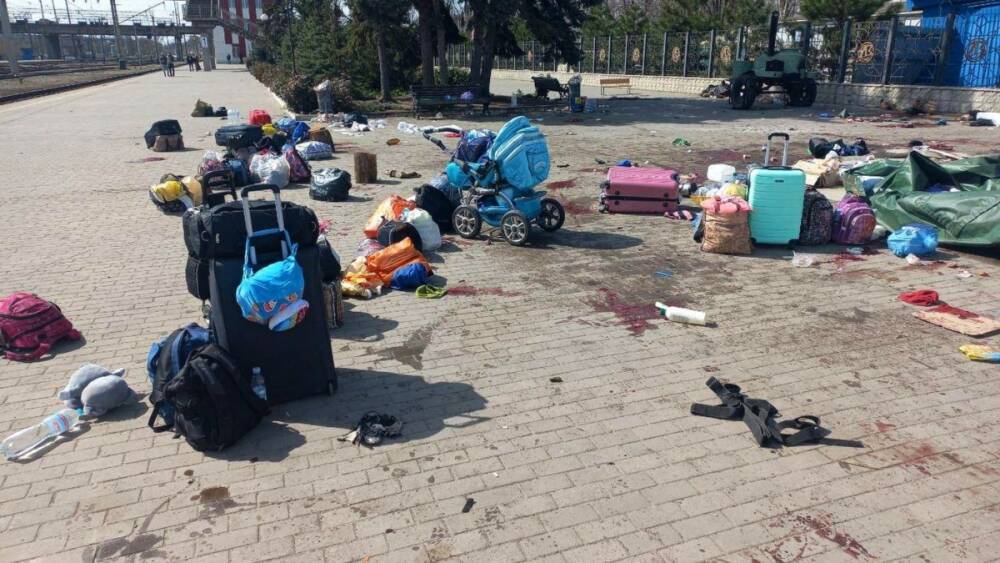 В результате ракетного удара по вокзалу в Краматорске погибли 50 человек