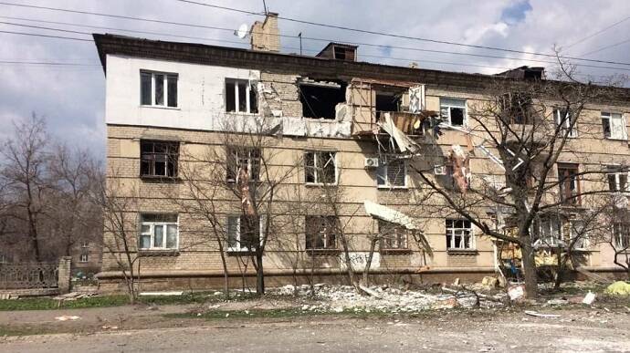 Обстрелы в Северодонецке: загорелся дом, уточняют количество жертв