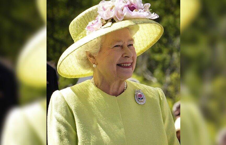 В Великобритании рассказали, что Елизавета II пропустит церемонию открытия парламента
