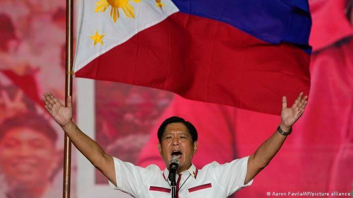 На выборах президента Филиппин побеждает сын диктатора Маркоса