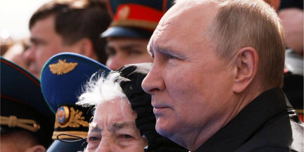 «Съел чижика». На параде в Москве Путин вместо тирана был похож на блеклую версию Брежнева — Яковина