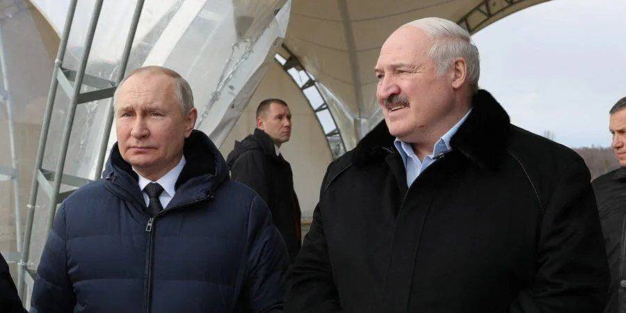 «На грани провала». Как переполненные россиянами морги в Беларуси, заставили Лукашенко менять собственную риторику.