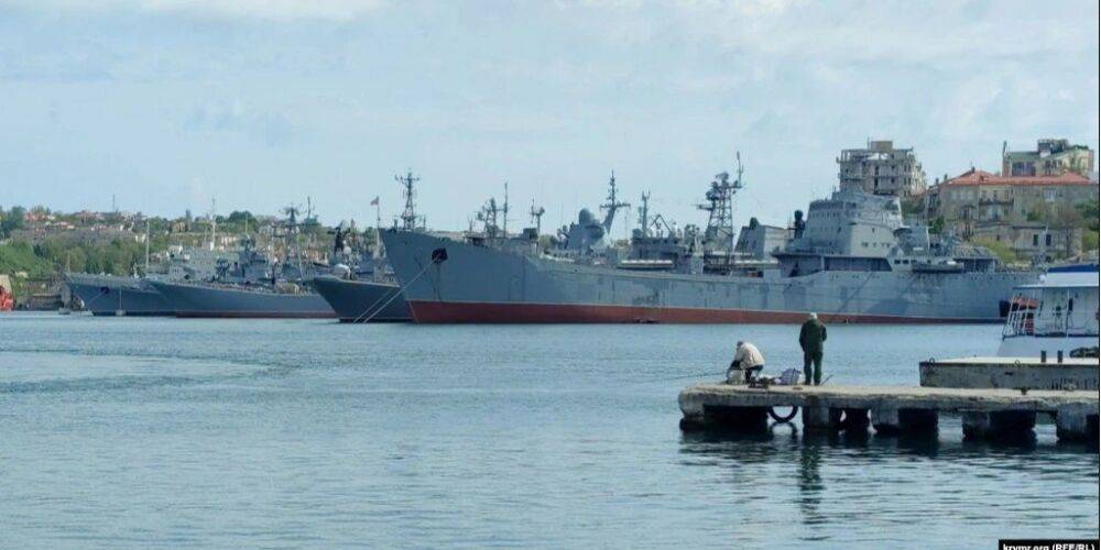 Из Севастополя в море выведены почти все корабли РФ с ракетным оружием, на базе остается минимальное количество судов