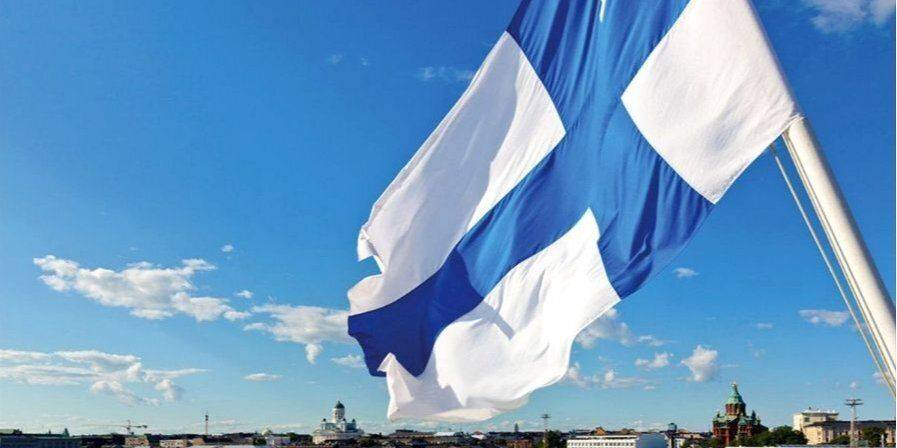Президент и премьер Финляндии поддержали срочную подачу заявки на вступление в НАТО