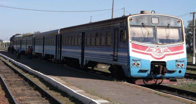 Поезда из Луганска в Москву пойдут через жд-пункт пропуска «Лантратовка — Валуйки»
