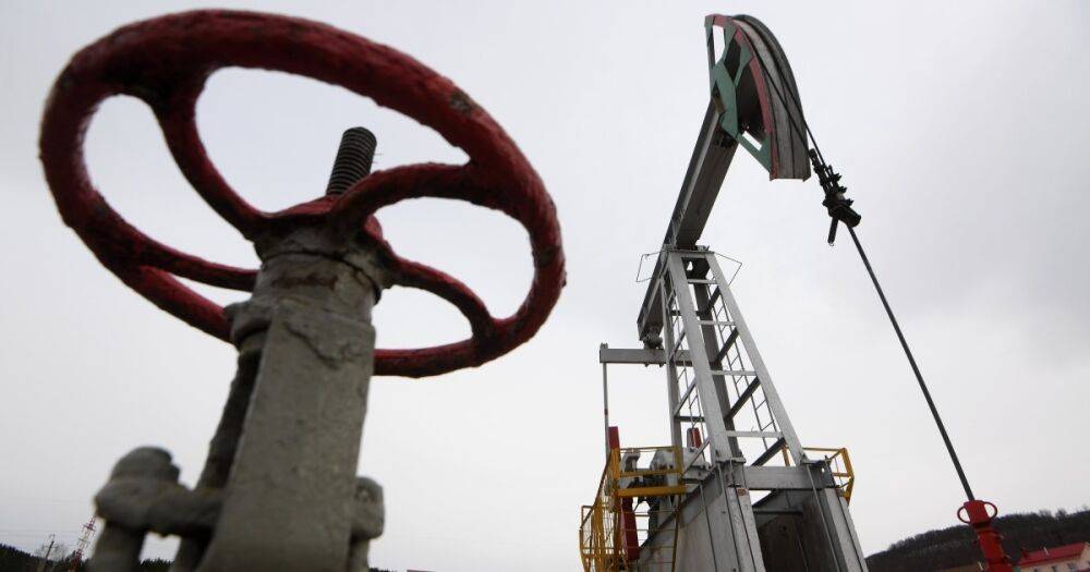 Евросоюз может отсрочить эмбарго на нефть из России, — Bloomberg