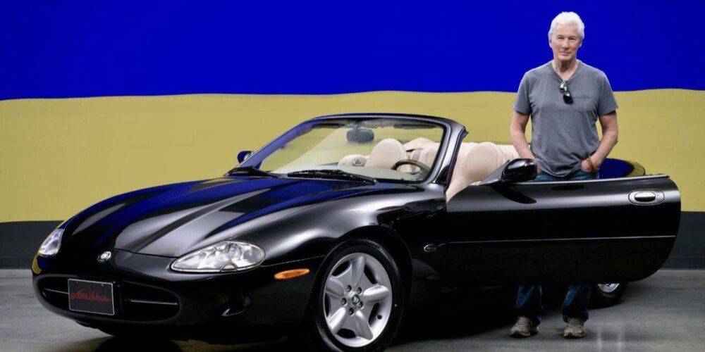 Кабриолет Jaguar XK8. Ричард Гир выставил на аукцион свой автомобиль, чтобы помочь Украине