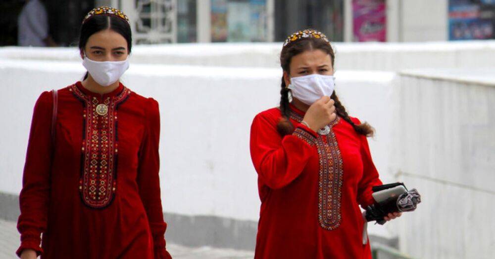 Запрет на джинсы, макияж и ботокс: в Туркменистане ввели жесткие ограничения для женщин