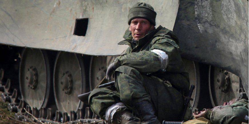 С 24 февраля украинские военные уничтожили 6 тысяч оккупантов в Мариуполе