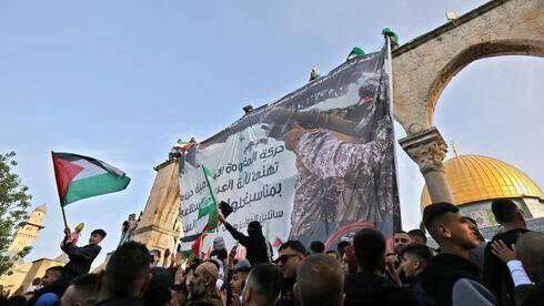 ХАМАС призывает палестинцев массово подняться на Храмовую гору