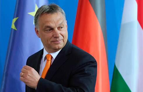 В ЕС начинают допускать отложение нефтяного эмбарго из-за позиции Венгрии - Bloomberg