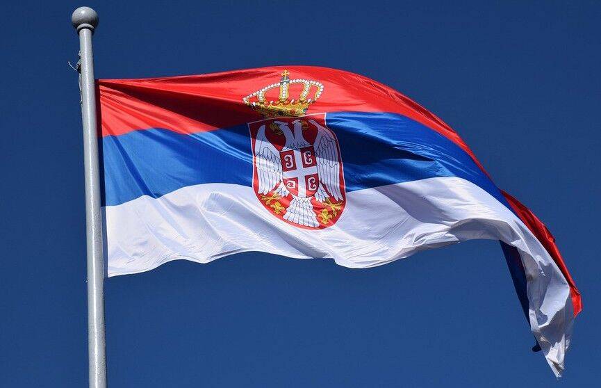 Вучич: Запад не признает изменение границ Украины, но перекраивает карту Сербии