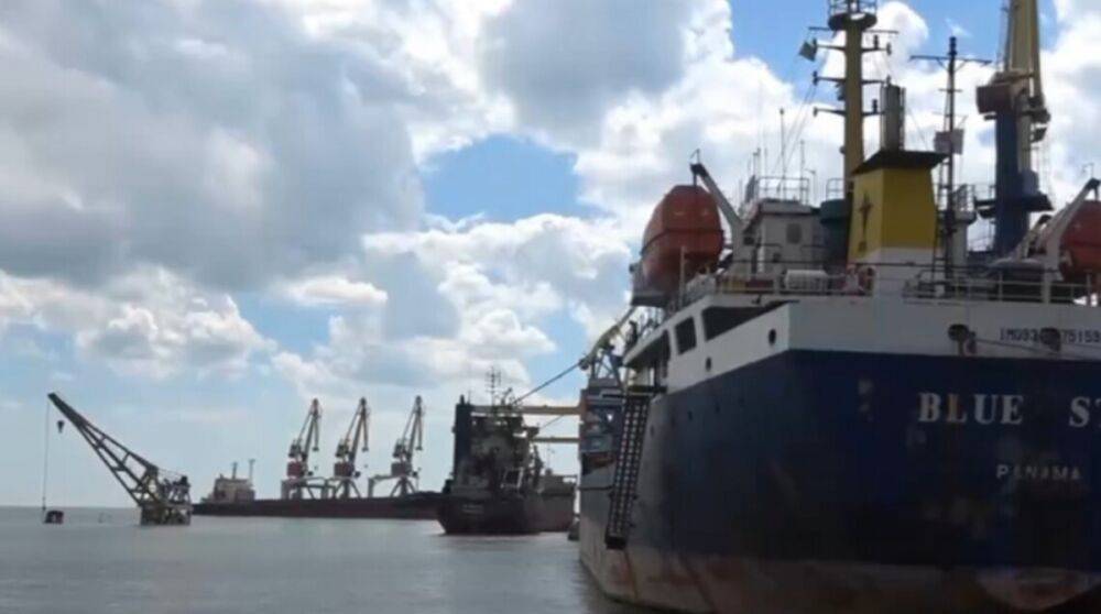В Мариуполе российские оккупанты пытаются возобновить работу порта – мэрия