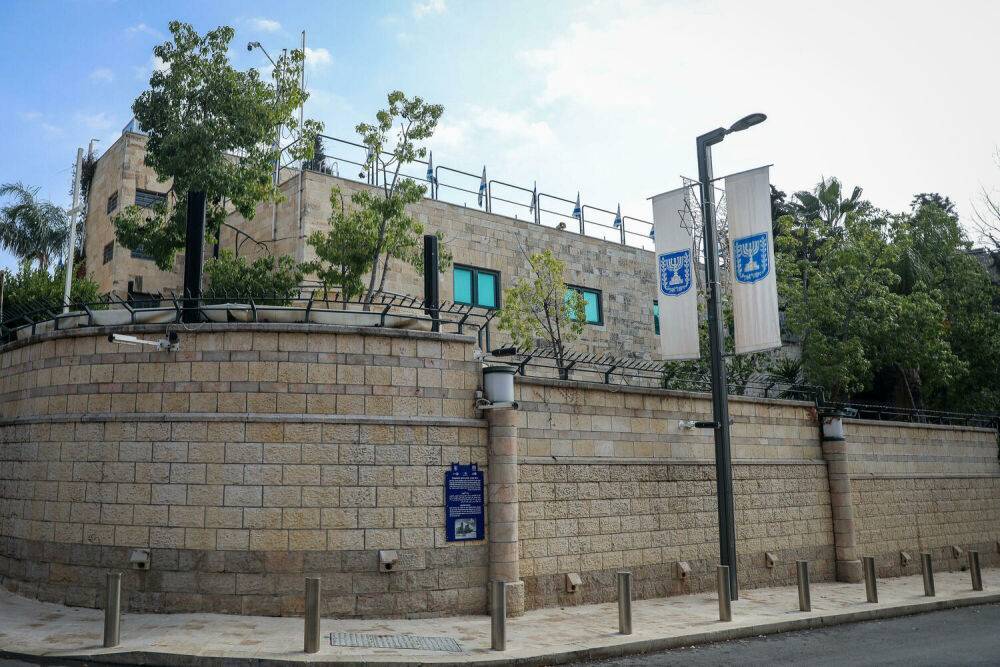 Через суд в Иерусалим: от Беннета требуют переехать
