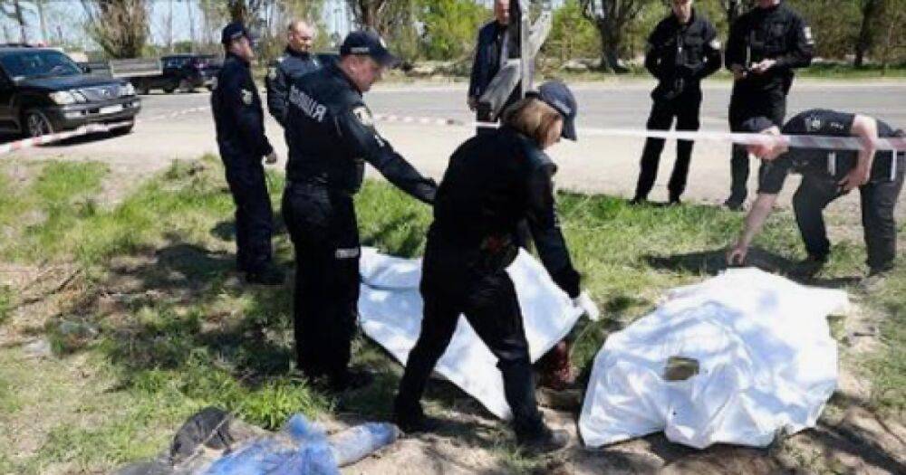 Недалеко от Макарова нашли убитых рашистами мирных жителей, среди них — гражданин Чехии