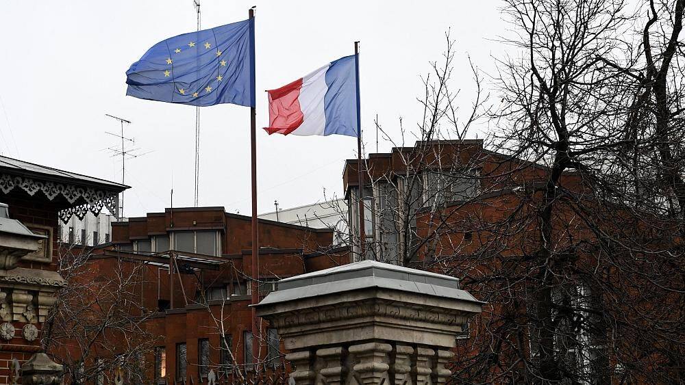 МИД России объявил о высылке дипломатов из Франции, Италии и Испании