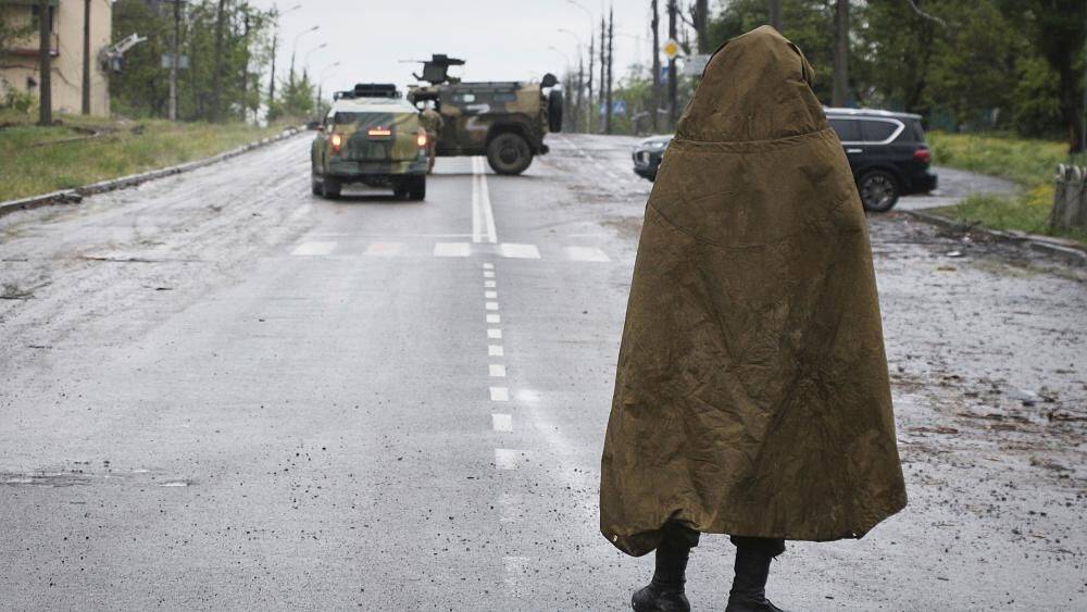 Украина продлевает военное положение и обещает вернуть оккупированные города