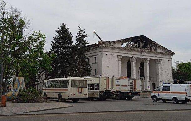 Тела погибших в Мариуполе вывозят в сторону Старого Крыма - советник мэра