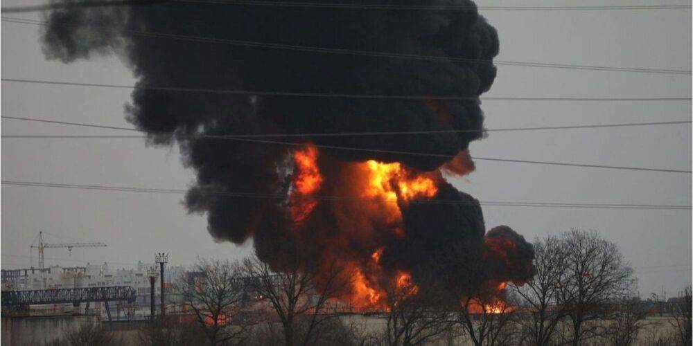Подоляк — о серии взрывов и пожаров в России: Кармические проявления