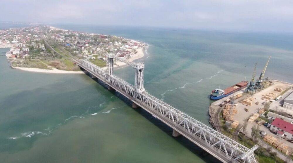 Российские кафиры третий раз ударили по мосту через Днестровский лиман