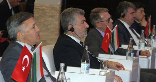 В Душанбе состоялся форум предпринимателей Таджикистана и Турции