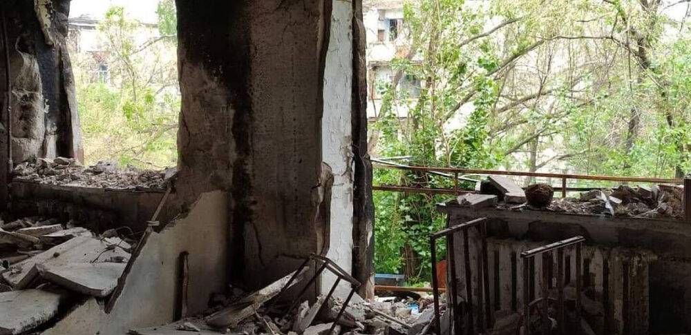 Окупанти обстріляли школу в Сєвєродонецьку, в якій переховувалися кількасот людей. Є загиблі