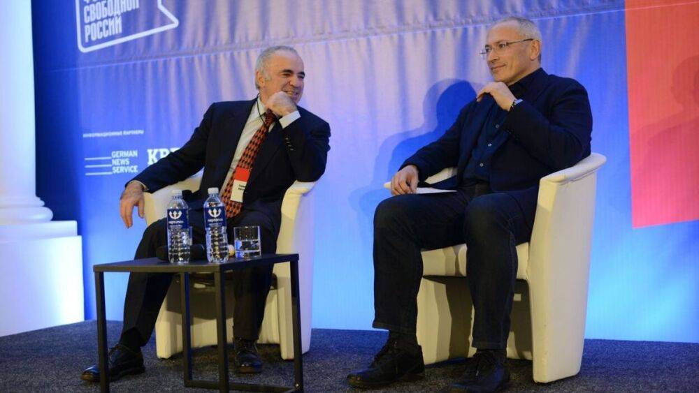 Ходорковського та Каспарова оголосили "іноземними агентами" в РФ