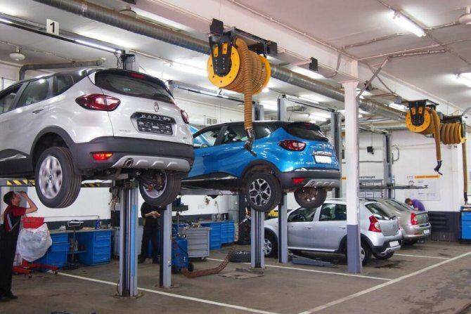 Российских владельцев Renault ждут трудности с обслуживанием автомобилей