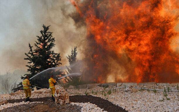Израильтян просят избегать национальных парков из-за угрозы лесных пожаров