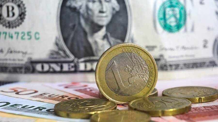Финансист Беляев назвал бессмысленной покупку иностранной валюты