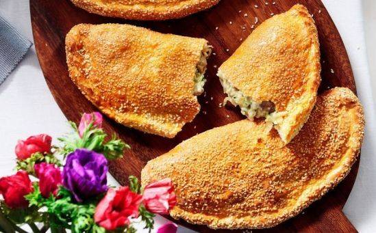 Рецепты ВК: пафосские пирожки-паскиес