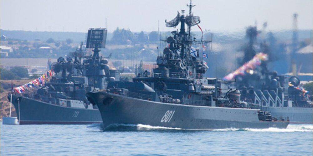 В акватории Черного моря находятся 8 российских кораблей, на борту которых более 15 крылатых ракет — ОК Юг
