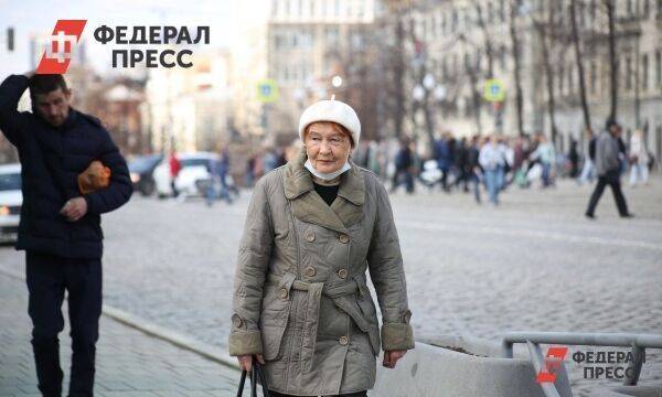 Некоторые пенсионеры до конца мая получат 2 тысячи рублей