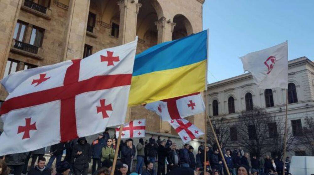 "Все те, кто поддерживает Украину - хотят войны": Деканоидзе пояснила, как пугают народ Грузии