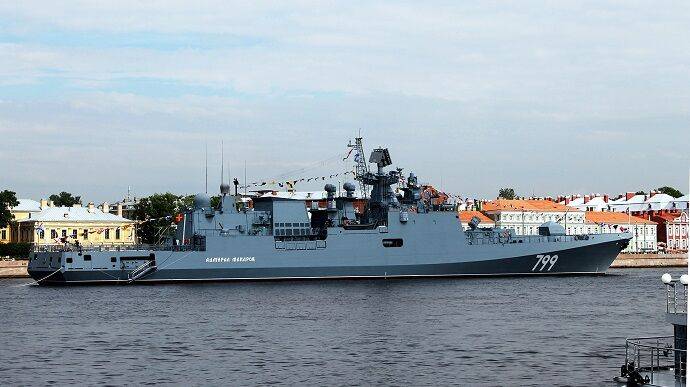 На усиление врага в Черном море идет новейший корабль "Адмирал Макаров" – ОК "Юг"