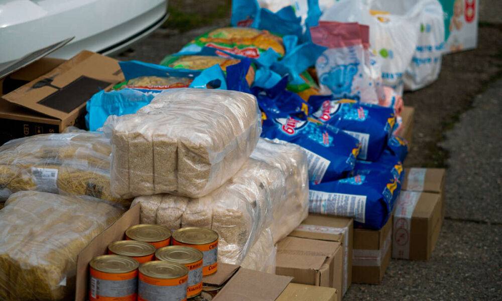 Харьковчан просят сообщать о случая продажи гуманитарной помощи