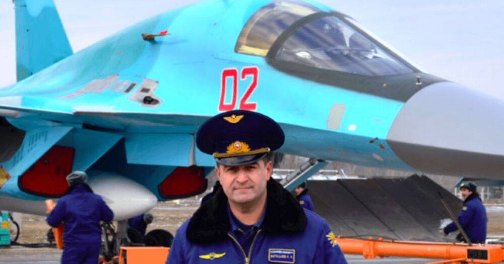 Украинские военные сбили Су-25 ВКС РФ: на борту мог находиться генерал-майор (фото)