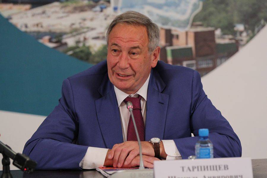 Тарпищев назвал причины спада Карацева