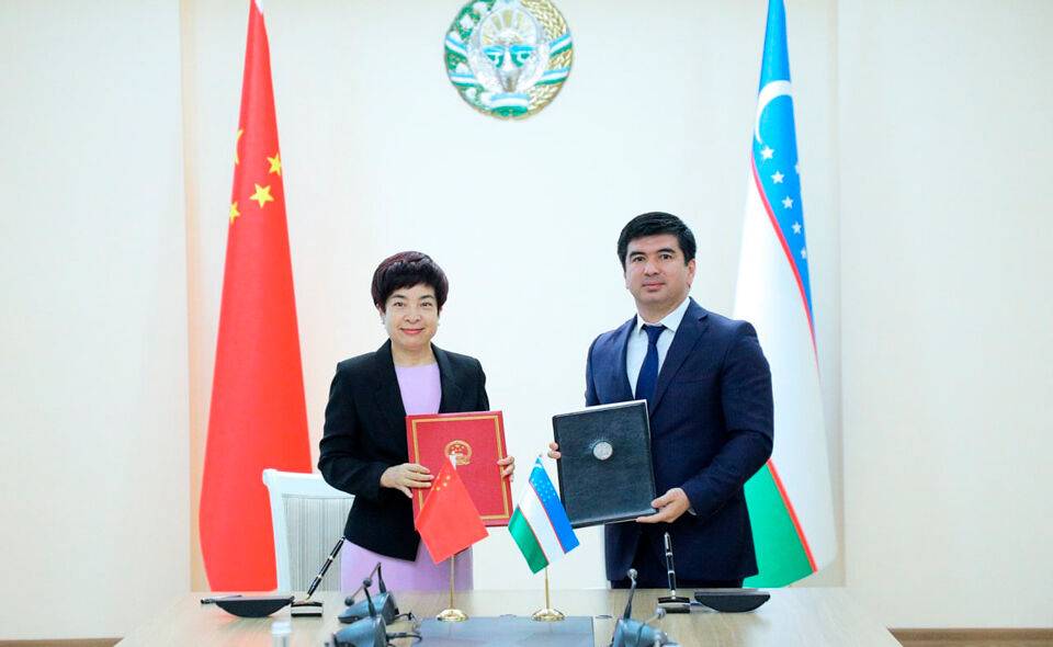 Китай выделил Узбекистану грант на 37,5 миллиона долларов для реализации социально значимых проектов