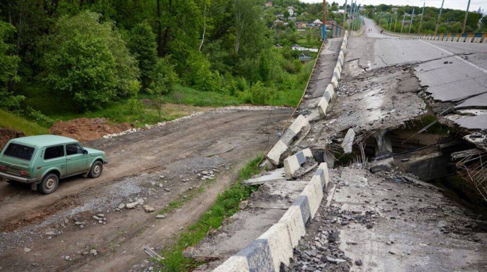 На Харьковщине разрушены почти половина дорог из-за российского вторжения