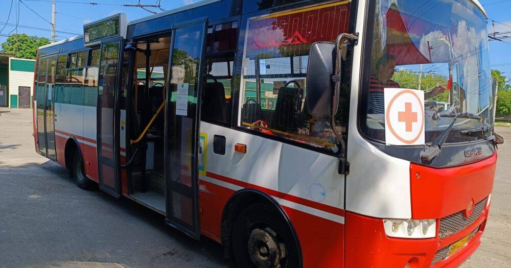 Из-за нехватки горючего в Сумах коммунальные автобусы будут ходить только в "час пик"