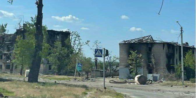Оккупанты пытаются закрепиться в районе Северодонецка, по Лисичанску нанесли мощный артудар — глава Луганской ОВА