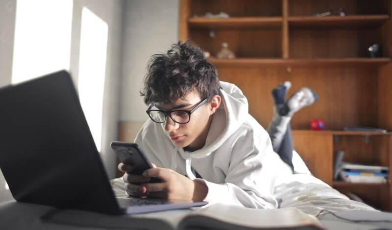 МегаФон ускорит интернет для юных тюменцев на время подготовки к экзаменам