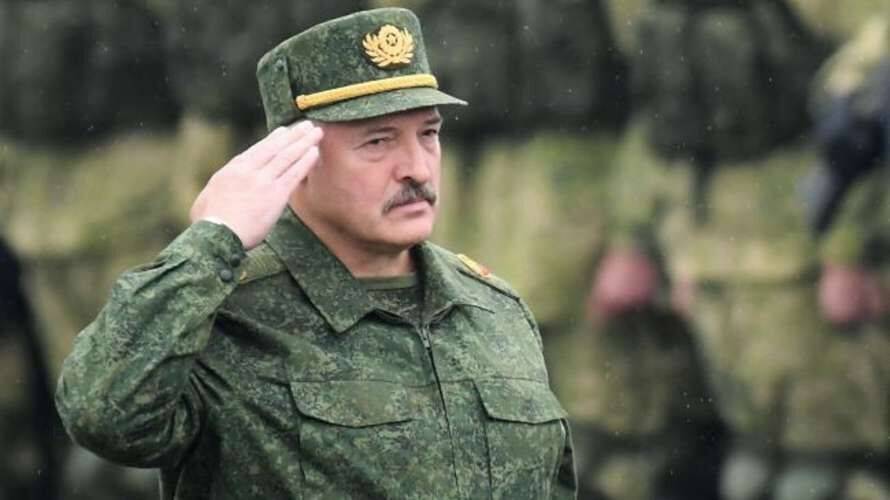 Лукашенко распорядился создать военное командование Юг на границе в Украиной