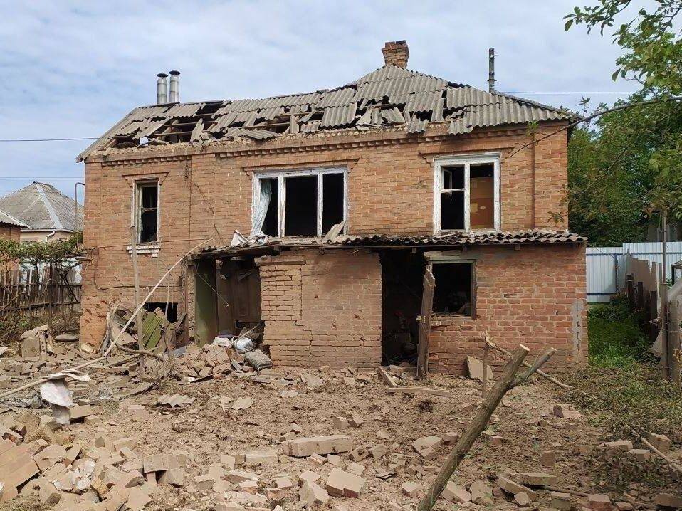 На Донбассе оккупанты обстреляли почти 50 населенных пунктов, погибли девять человек, 14 получили ранения – штаб Объединенных сил