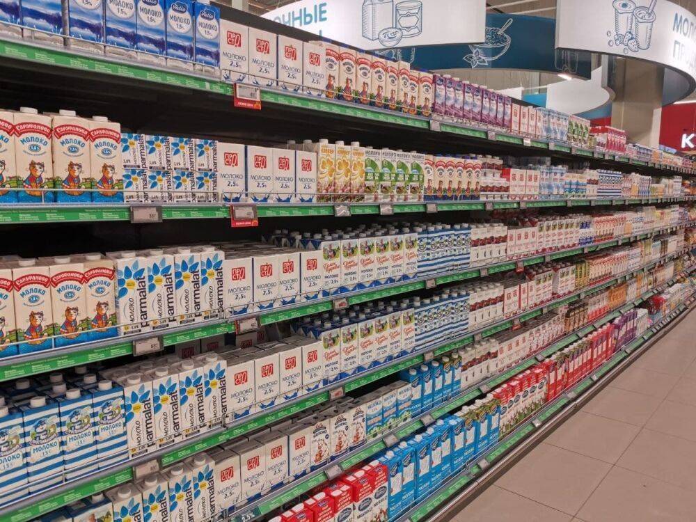 «Известия»: Ассортимент молока и соков в России может сократиться на фоне проблем с упаковкой из-за санкций