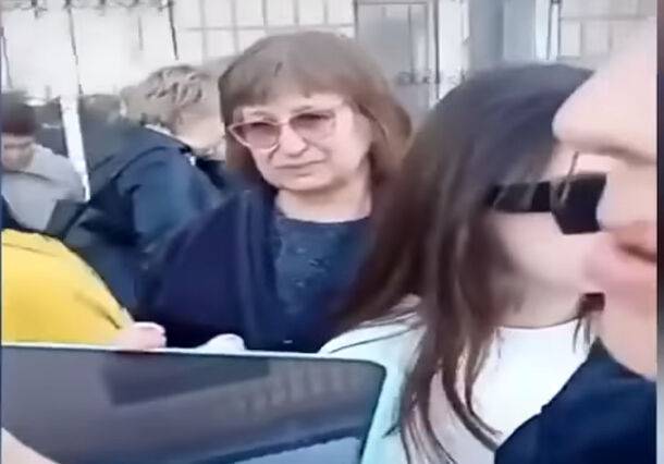 Женам мобилизованных в ЛНР грозит 20 лет тюрьмы за митинги, их обвиняют в измене родине