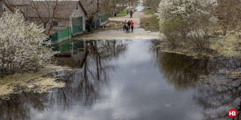 В Демидове Киевской области остаются подтопленными около 50 домов