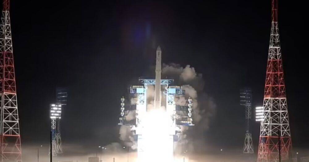 Россия отправила на орбиту Земли секретный военный космический аппарат: что известно